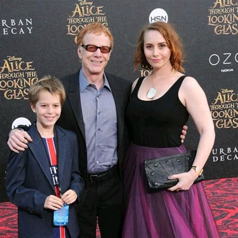 lola elfman|danny elfman son.